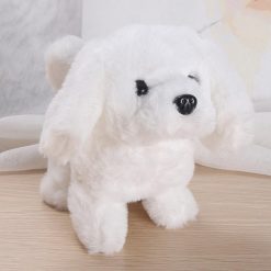 chien en peluche interactif porte bonheur