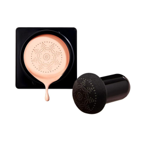 Fond de teint couvrant naturel avec applicateur