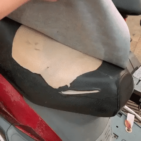 Avant et après utilisation du patch en cuir auto-adésif
